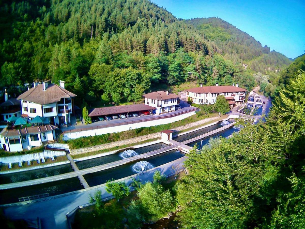Fisherman'S Hut Family Hotel Beden Dış mekan fotoğraf