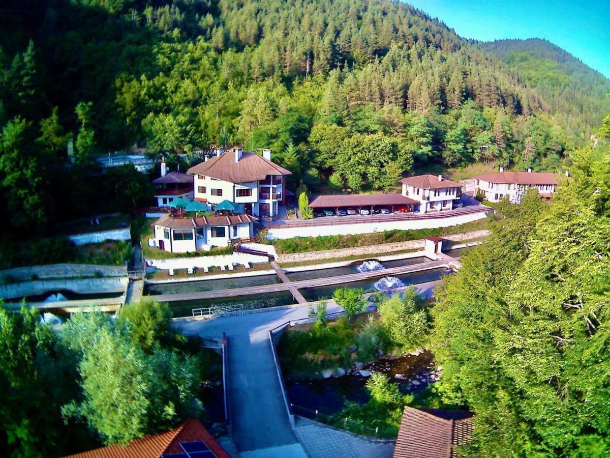 Fisherman'S Hut Family Hotel Beden Dış mekan fotoğraf