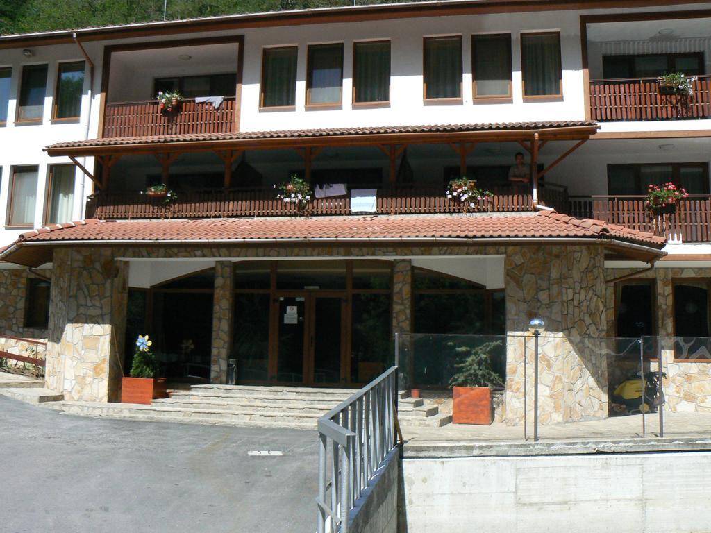 Fisherman'S Hut Family Hotel Beden Dış mekan fotoğraf