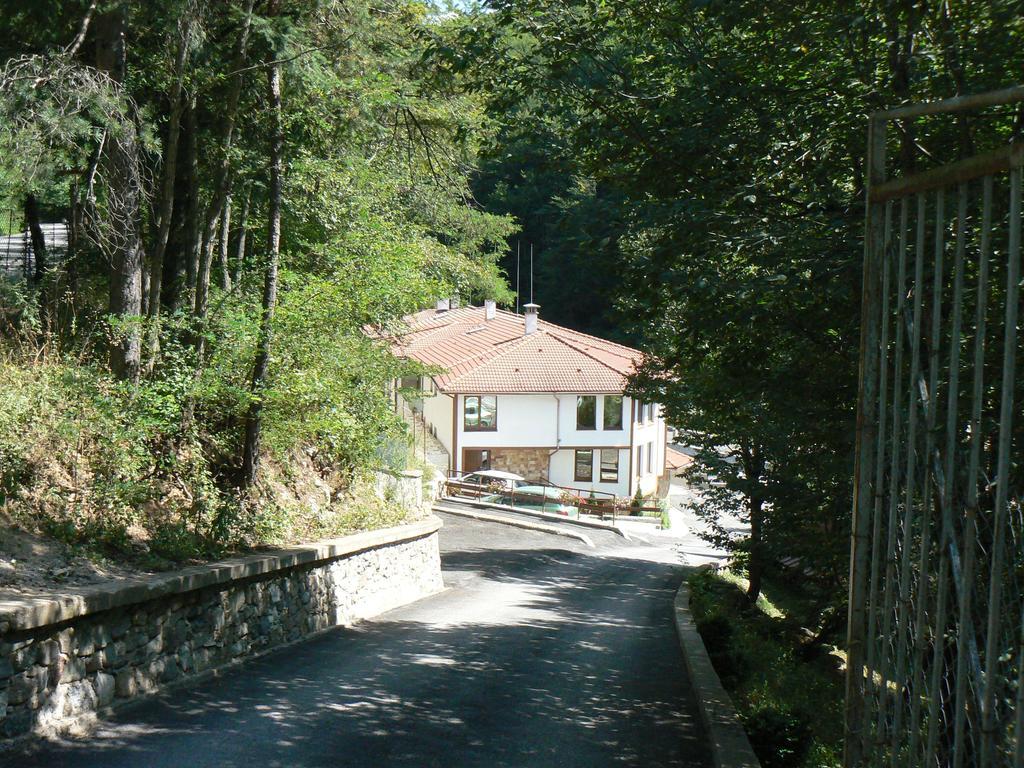 Fisherman'S Hut Family Hotel Beden Dış mekan fotoğraf