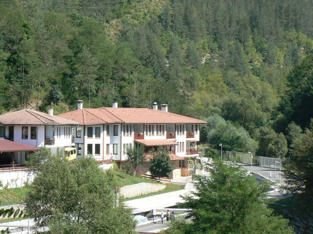 Fisherman'S Hut Family Hotel Beden Dış mekan fotoğraf