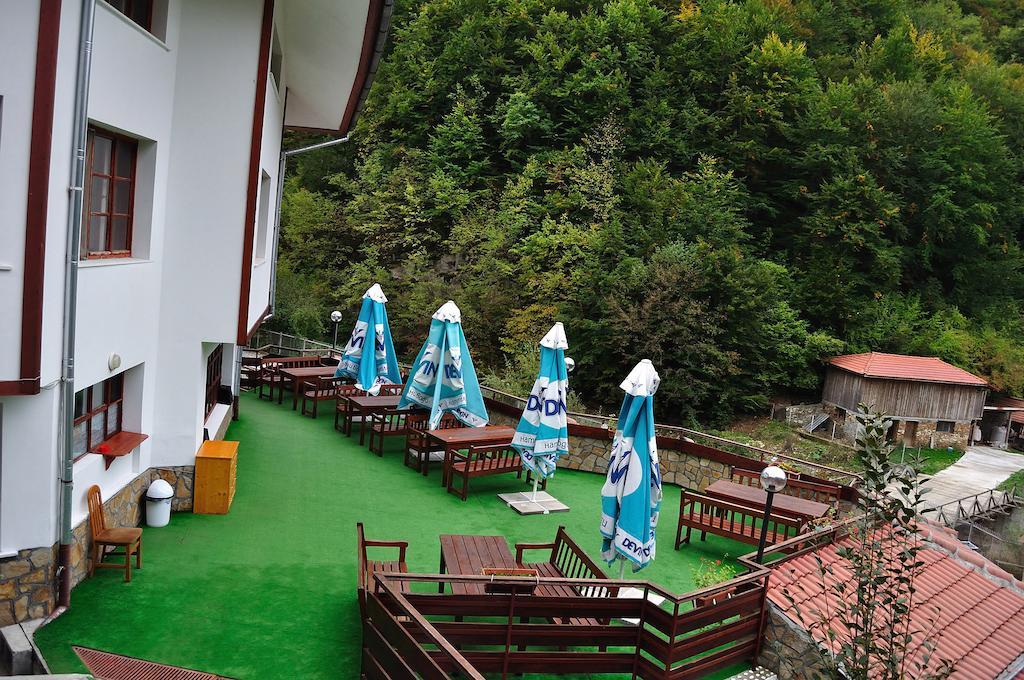Fisherman'S Hut Family Hotel Beden Dış mekan fotoğraf