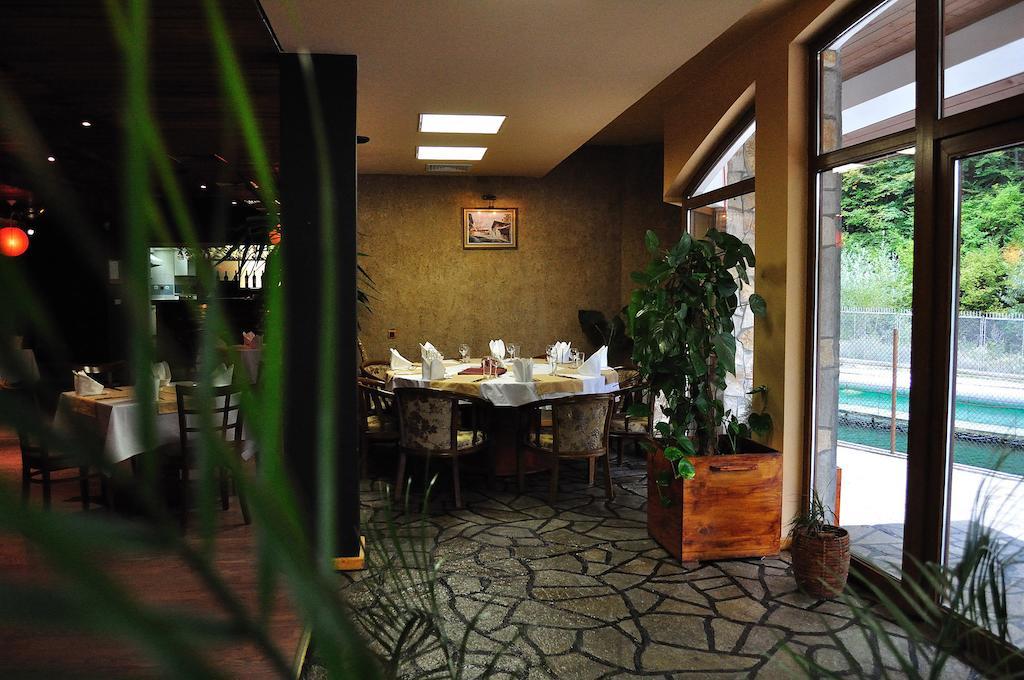 Fisherman'S Hut Family Hotel Beden Dış mekan fotoğraf