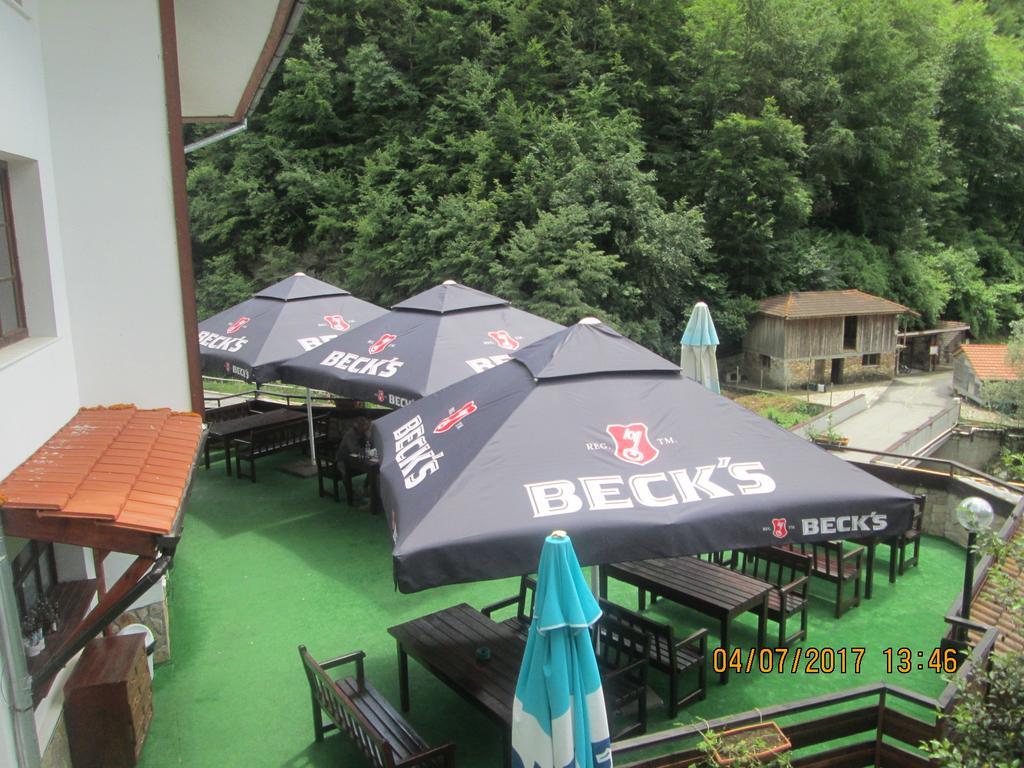 Fisherman'S Hut Family Hotel Beden Dış mekan fotoğraf